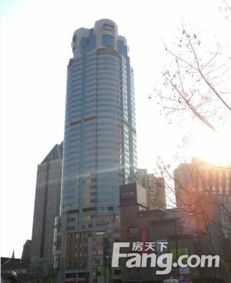 上海实业大厦写字楼超值出售，高区朝南，地铁交汇，价格优势显著